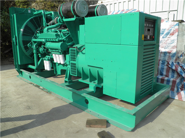 平泉发电车出租-柴油发电机散热器怎样散热