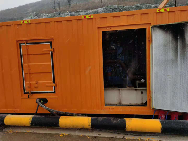 平泉发电车出租-应急柴油发电机组选什么样的比较好？