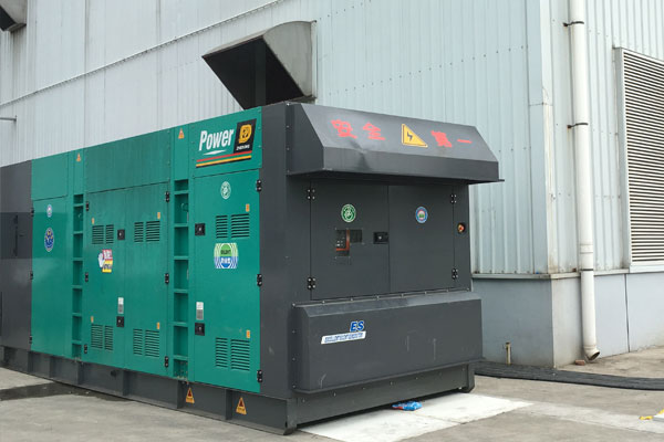 平泉燃油滤清器的更换流程是怎样的？