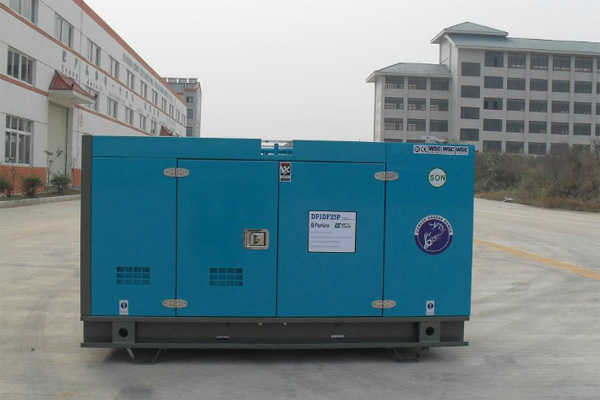 平泉发电机租赁发电机组的换季保养注意事项