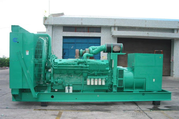 平泉工厂发电机应急发电时如何更准确地检查发电机状态？