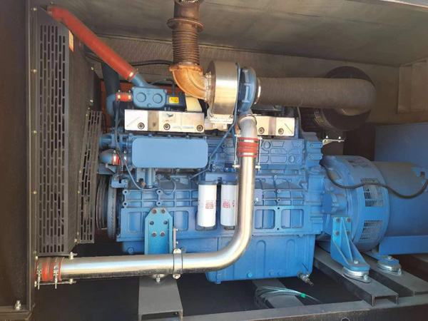 平泉燃油消耗率与进气温度的具体关系是什么？