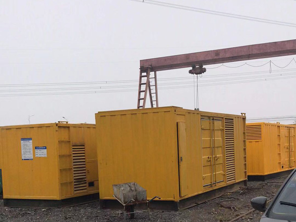 平泉100kw柴油发电机组每小时油耗？